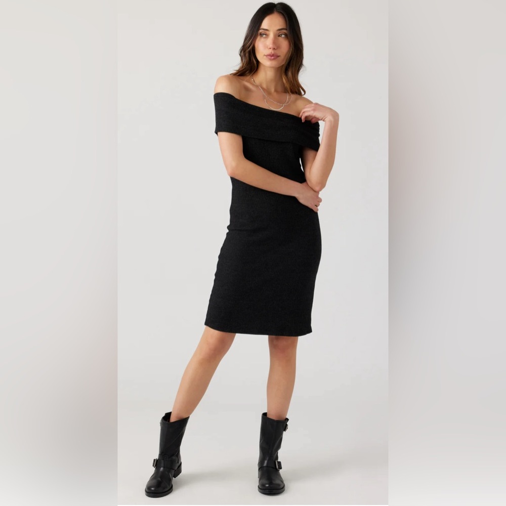 Sol Angeles Thermal Off-The-Shoulder Black Midi Dress Small